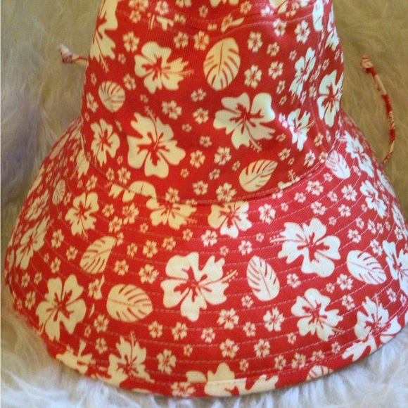 Lack Of Color Accessories - 1 LEFT ! Rare Lack of  Color hibiscus cotton bucket hat